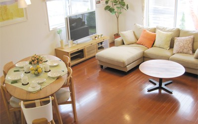 ワイドリビング