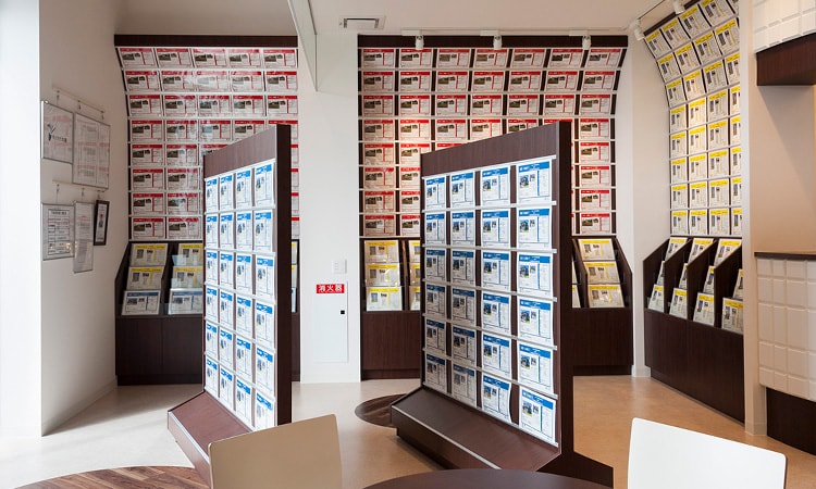 マンションから一軒家まで様々な物件・不動産情報が見られる不動産ブース